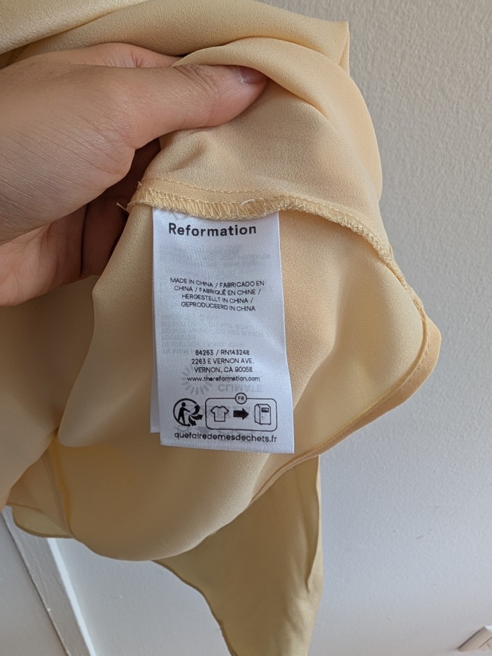 reformation Avin silk butter yellow dress with lace detail - Picture 5 of 6